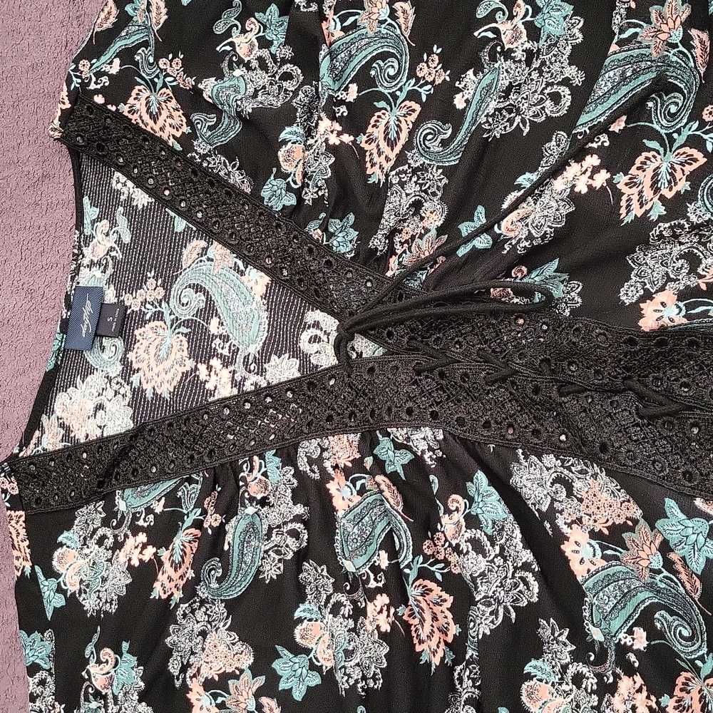 Daytrip Lace up top
